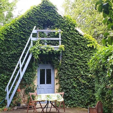 Maison Fleurie Coulonges  Bagian luar foto